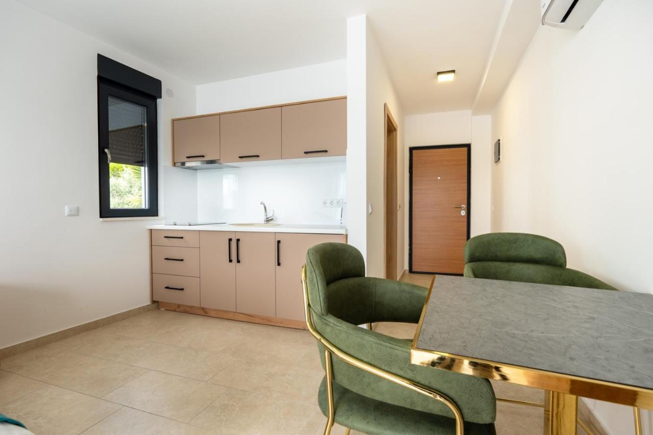 Villa Emina Sa Privatnom Plazom I Parkingom Неум Экстерьер фото