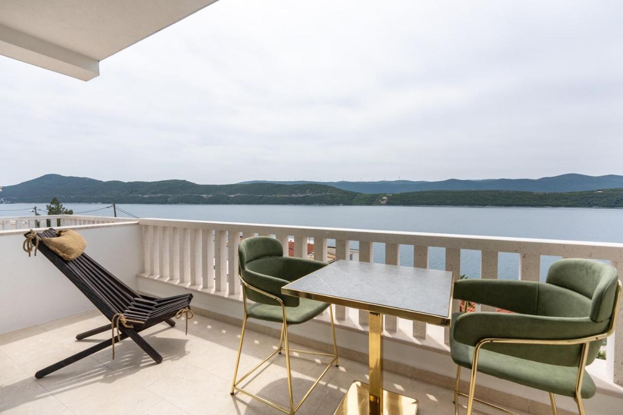 Villa Emina Sa Privatnom Plazom I Parkingom Неум Экстерьер фото