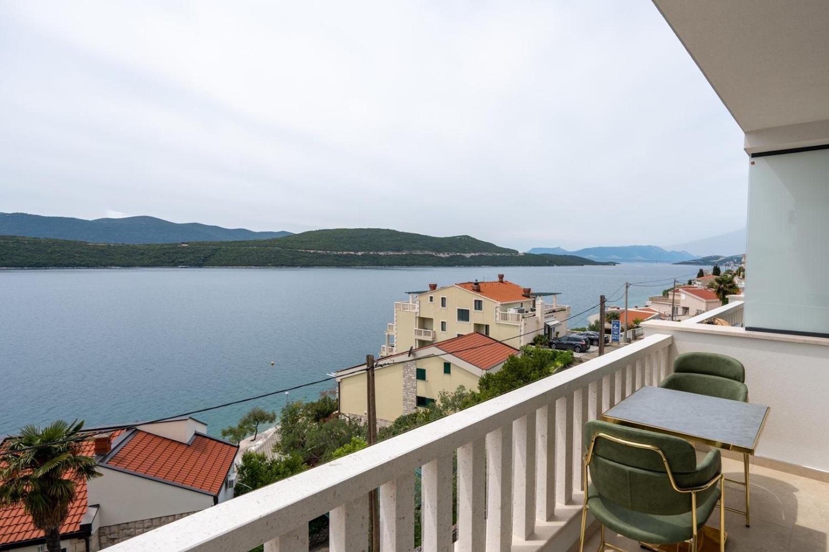 Villa Emina Sa Privatnom Plazom I Parkingom Неум Экстерьер фото